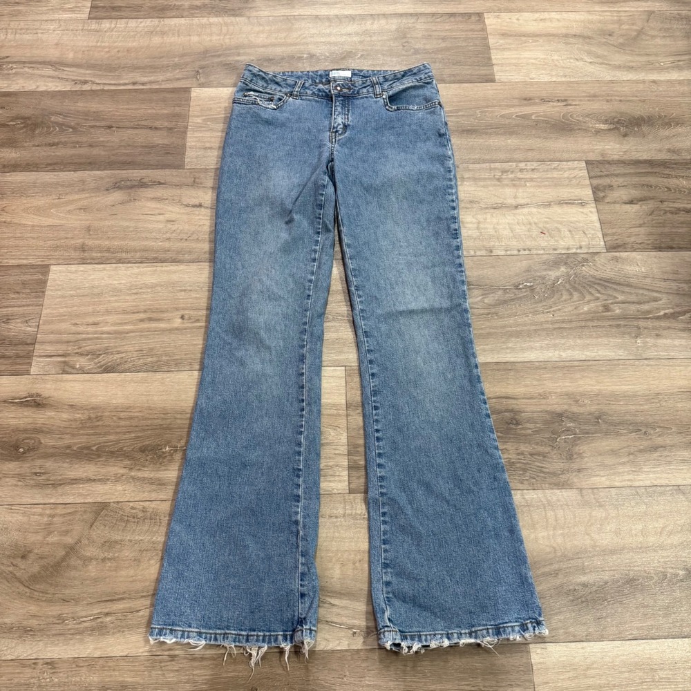 JLO Jennifer Lopez Flare Jeans Medium Wash Distressed Raw Hem Size 7 Y2K Boho